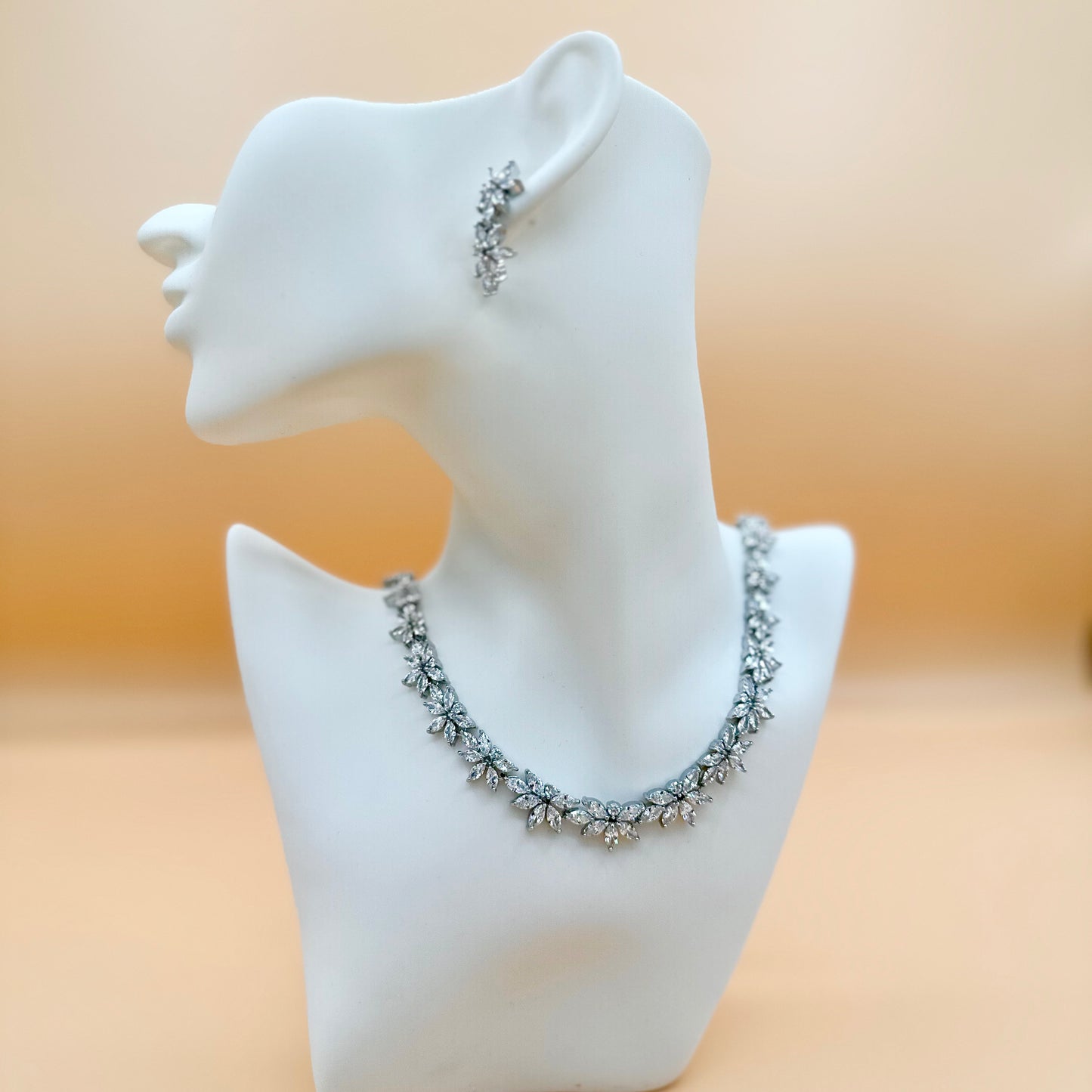FLORA NECKLACE SET
