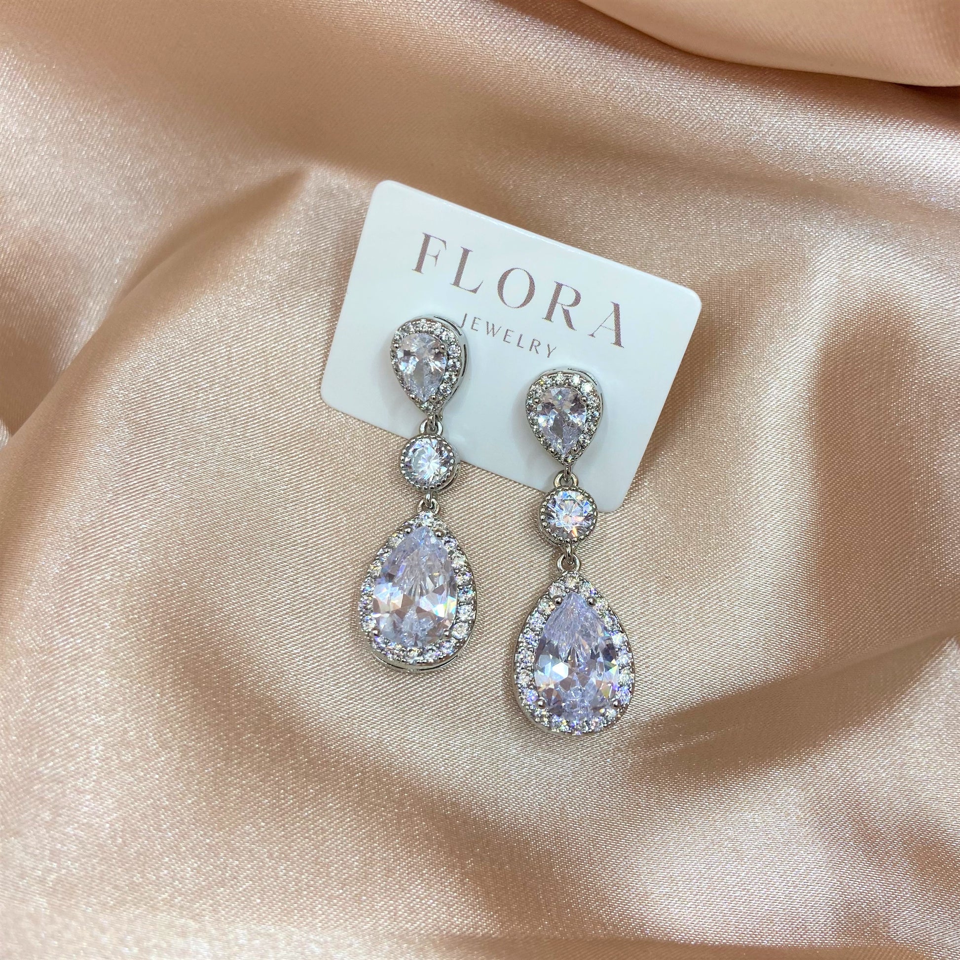 Long classy earrings for modern bride